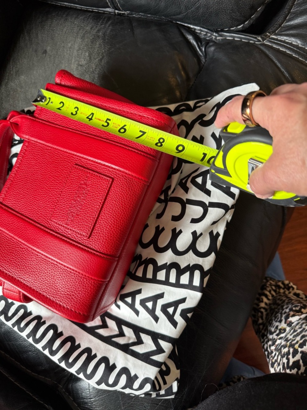 Marc Jacob’s Leather Small Tote Bag - Picture 8 of 9